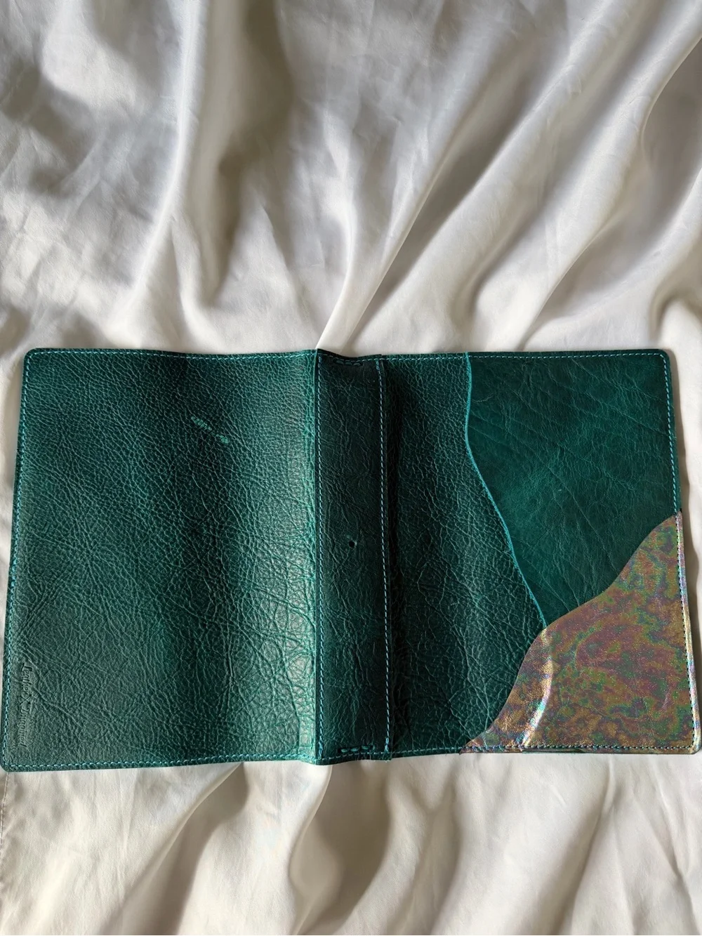 Leather Imagined composition traveler’s notebook in cerulean leather